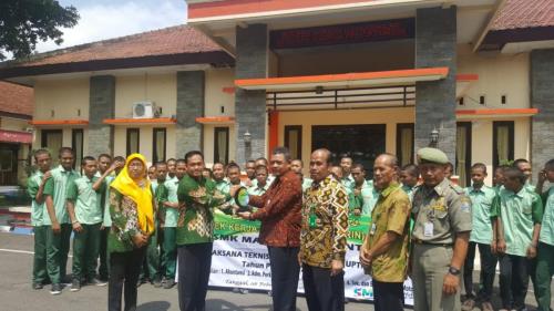 Penutupan Prakerin SMK Ma'arif NU Mantup Lamongan
